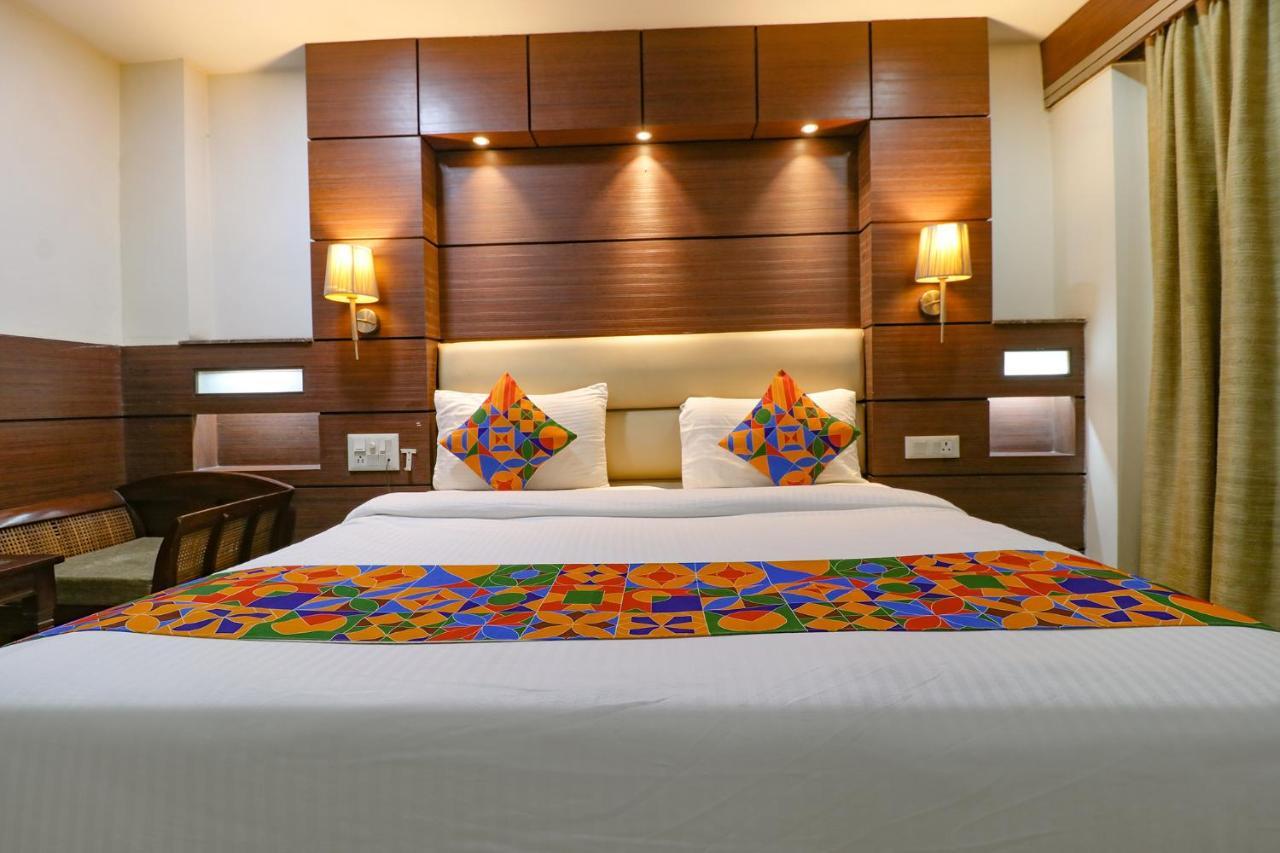 Fabhotel Admire Suites Nové Dillí Exteriér fotografie