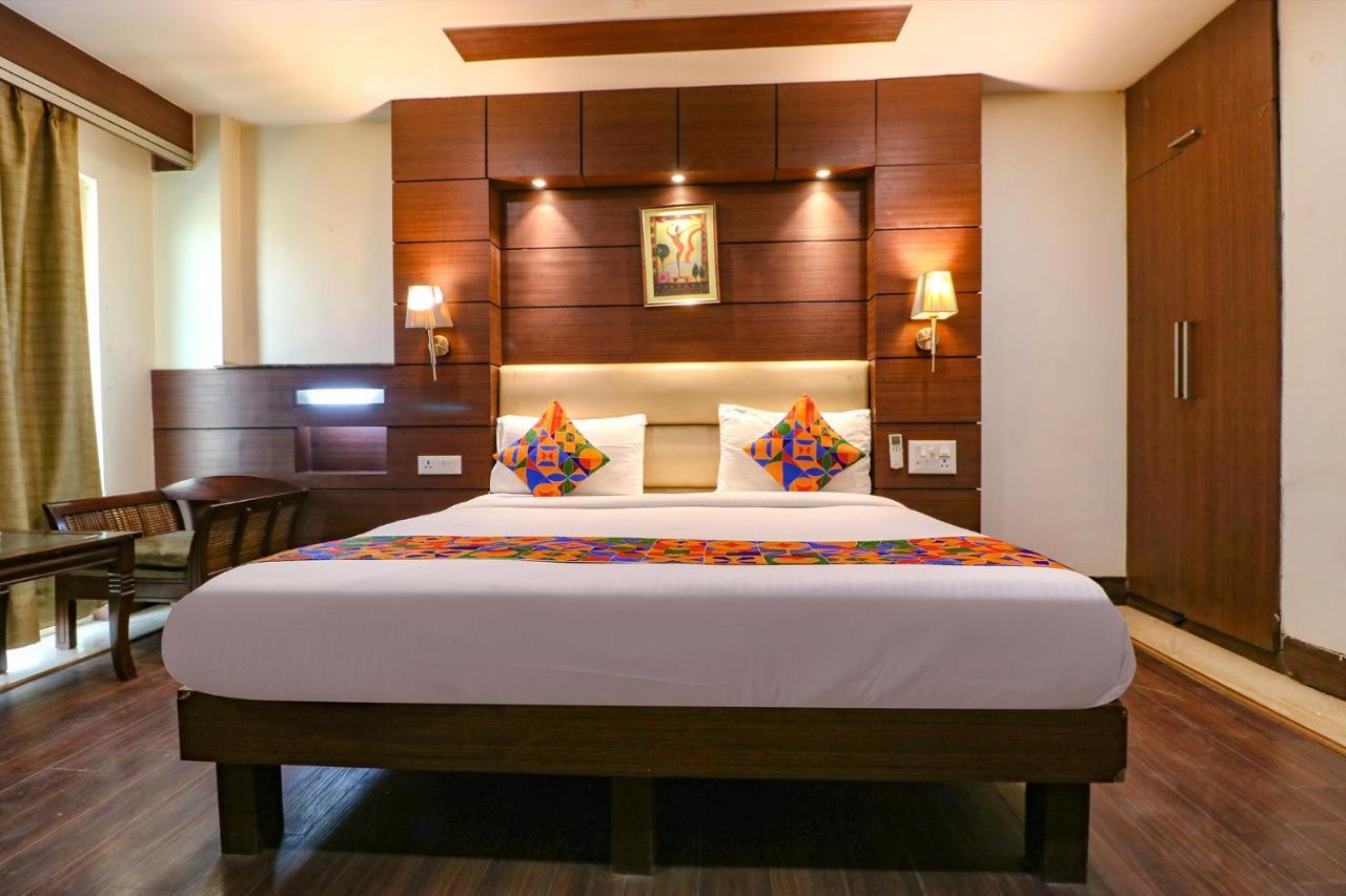 Fabhotel Admire Suites Nové Dillí Exteriér fotografie