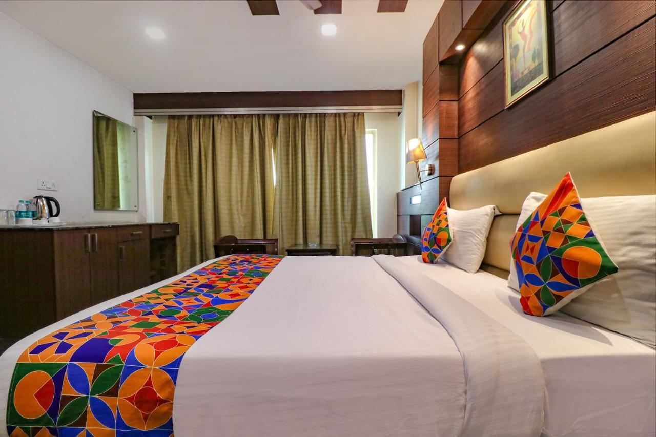 Fabhotel Admire Suites Nové Dillí Exteriér fotografie
