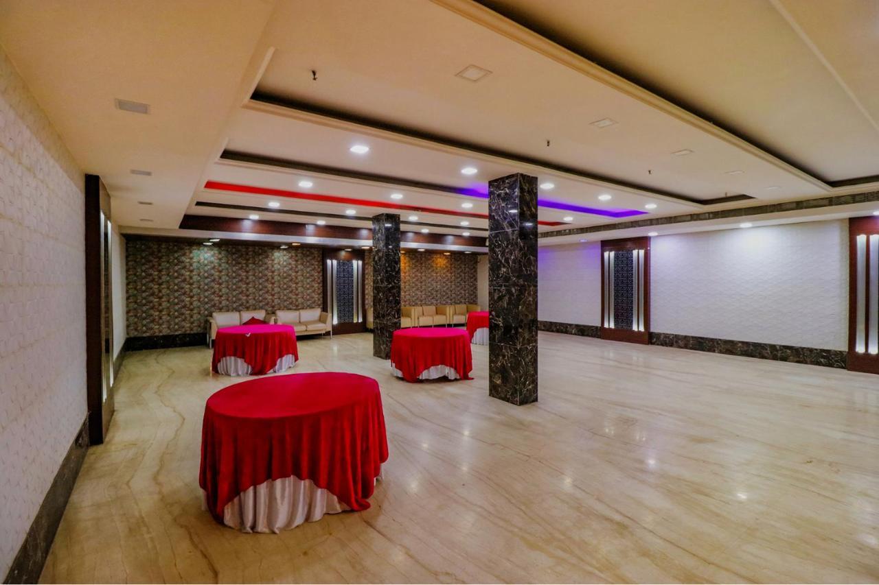 Fabhotel Admire Suites Nové Dillí Exteriér fotografie